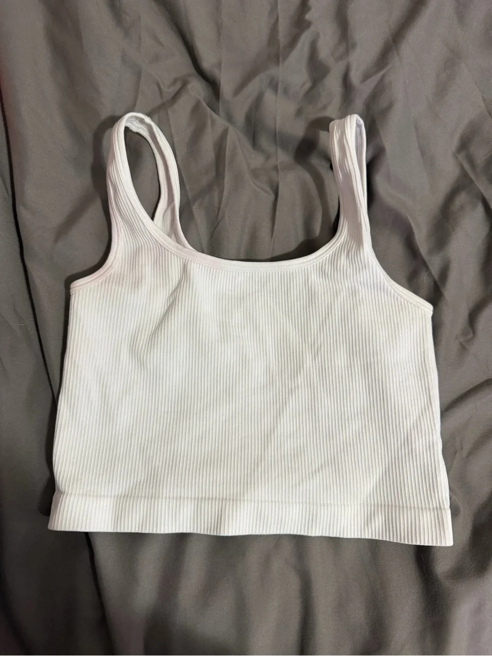 Amazon White Ribbed Crop Tank Top - Picture 1 of 3